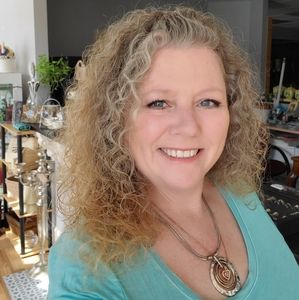 Meet your Posher, Fonda